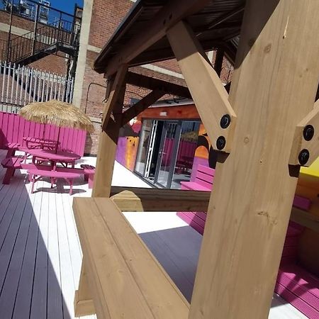 Penthouse Apartment, Sleeps 21 With Terrace リヴァプール エクステリア 写真