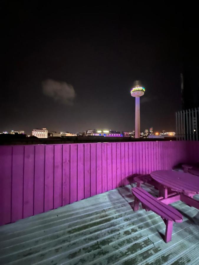 Penthouse Apartment, Sleeps 21 With Terrace リヴァプール エクステリア 写真